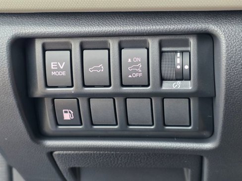 New 2025 Subaru Forester Limited image 36