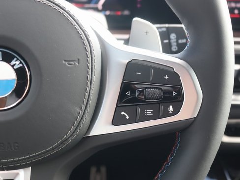 New 2026 BMW X5 M60i image 16