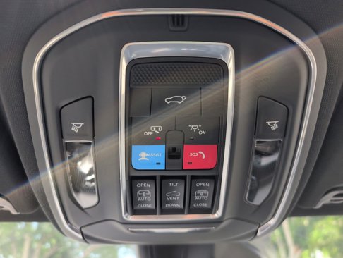 New 2025 Jeep Wagoneer Series II image 25