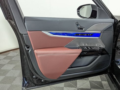 New 2026 BMW 740i xDrive image 9
