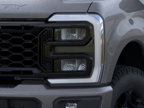New 2026 Ford F250 4x4 Crew Cab Super Duty image 18