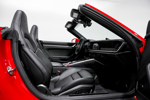 Used 2021 Porsche 911 Carrera S image 32