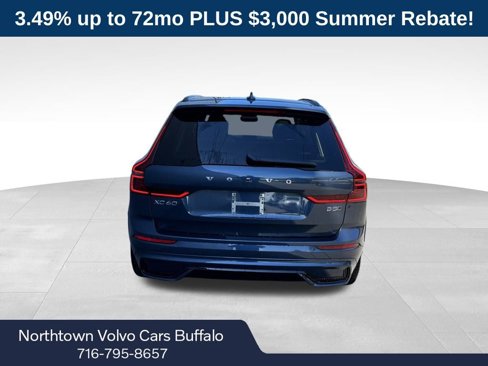 New 2026 Volvo XC60 B5 Ultra w/ Climate Package image 4