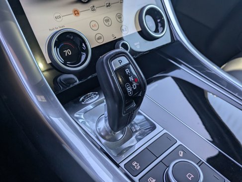 Used 2019 Land Rover Range Rover Sport HSE image 16