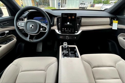 New 2026 Volvo XC90 B6 Plus image 7