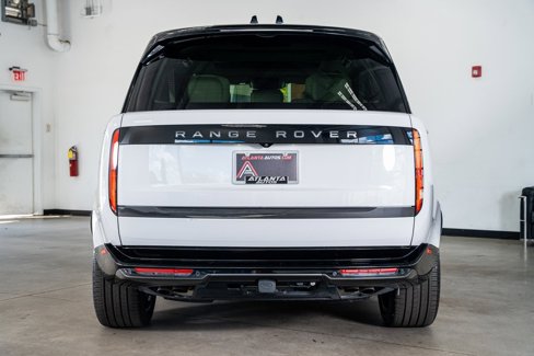 Used 2025 Land Rover Range Rover Long Wheelbase Autobiography image 7