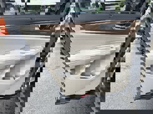 New 2026 Volkswagen Atlas SE image 27