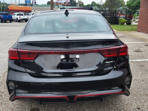 Used 2023 Kia Forte GT image 10