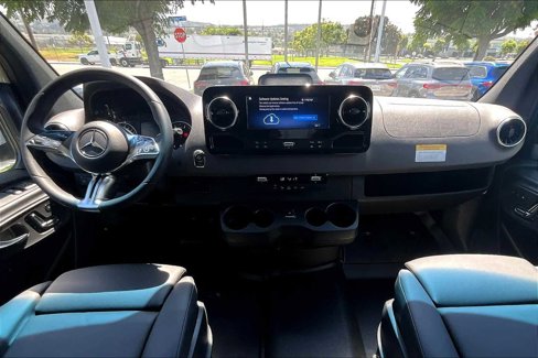 New 2025 Mercedes-Benz Sprinter 2500 image 5
