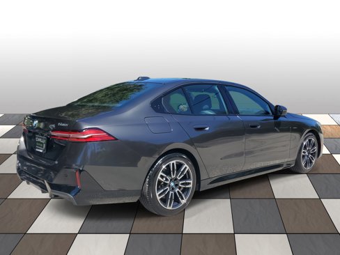 Used 2025 BMW 530i image 4