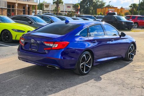 Used 2018 Honda Accord Sport image 13