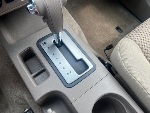 Used 2016 Nissan Frontier SV image 13