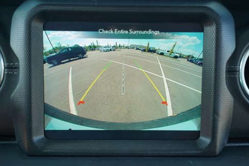 Used 2020 Jeep Wrangler Unlimited Sahara image 24