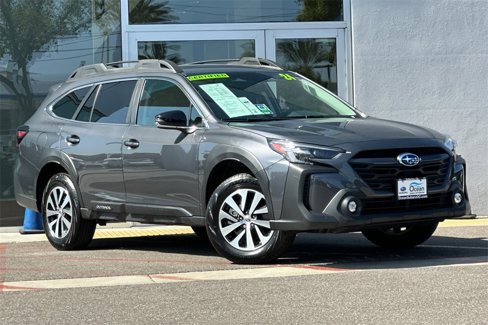 Used 2024 Subaru Outback Premium image 2
