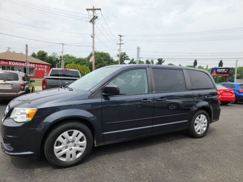 Used 2014 Dodge Grand Caravan SE w/ Quick Order Package 29E SE image 1