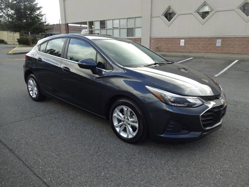 Used 2019 Chevrolet Cruze LT image 1