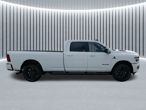 New 2025 RAM 2500 Laramie image 4
