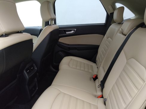 Used 2024 Ford Edge SEL image 18
