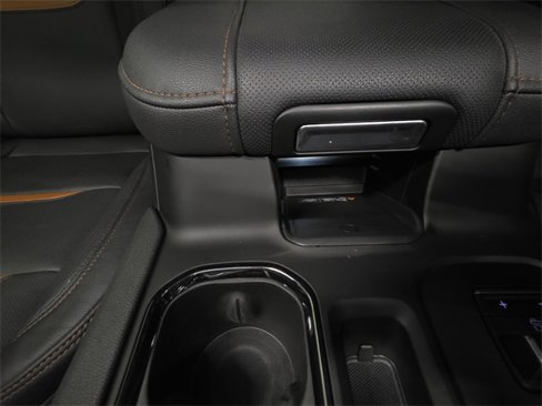 Used 2024 GMC Sierra 1500 AT4 w/ Technology Package image 26
