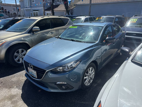 Used 2016 MAZDA MAZDA3 i Touring w/ Popular Equipment Package image 2