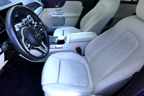 Used 2021 Mercedes-Benz GLB 250 4MATIC w/ Premium Package image 9