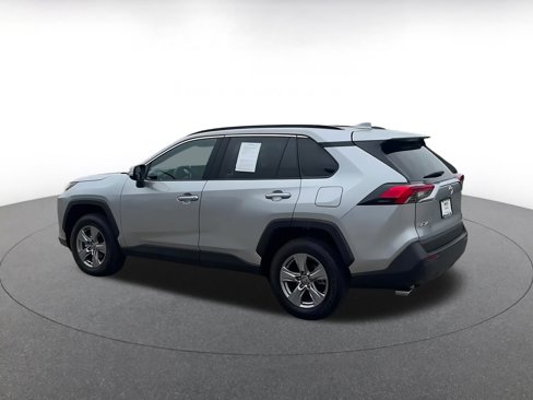 Used 2025 Toyota RAV4 XLE image 10