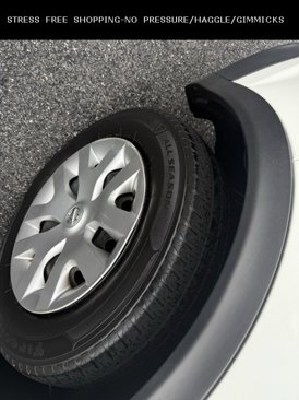 Used 2019 Nissan Rogue Sport S image 13