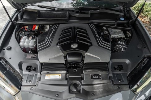 Used 2022 Lamborghini Urus image 33
