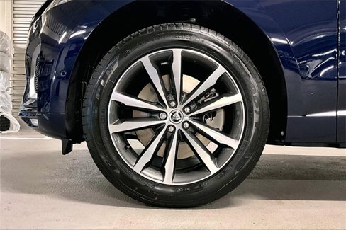 New 2026 Jaguar F-PACE R-Dynamic S image 10