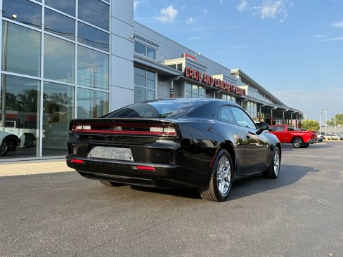 Used 2025 Dodge Charger R/T w/ Quick Order Package 25M R/T image 4