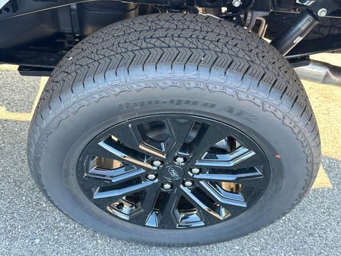 New 2025 Ford F150 Lariat w/ Equipment Group 501A Mid image 10