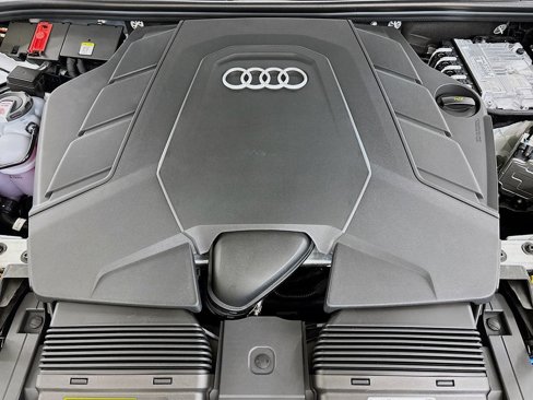 New 2025 Audi Q8 Premium Plus image 24