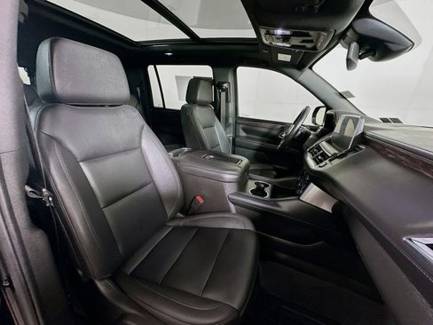 Certified 2024 Chevrolet Suburban Z71 w/ Luxury Package image 31