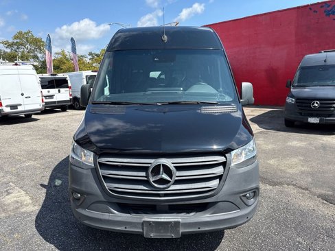 Used 2021 Mercedes-Benz Sprinter 2500 image 11