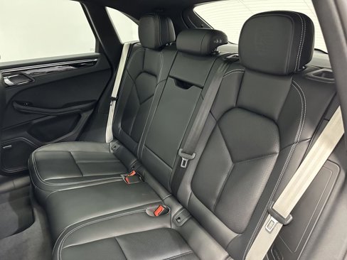 New 2025 Porsche Macan Turbo image 35