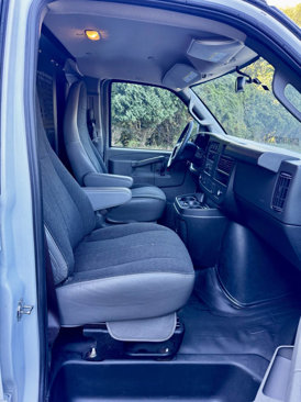 Used 2023 Chevrolet Express 2500 w/ Driver Convenience Package image 7