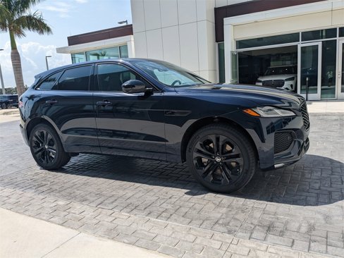New 2026 Jaguar F-PACE R-Dynamic S image 2