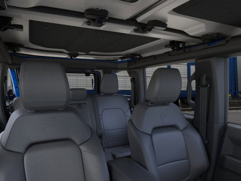 New 2025 Ford Bronco Badlands image 12