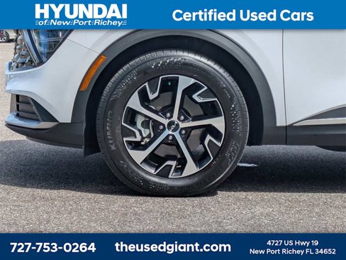 Used 2025 Kia Sportage EX image 10