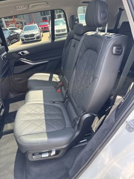 Used 2024 BMW X7 xDrive40i image 43