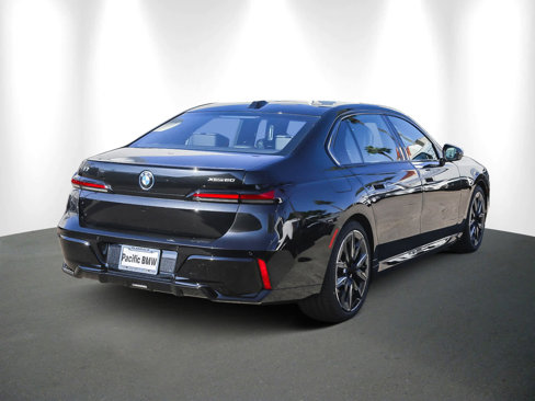 New 2026 BMW i7 xDrive60 w/ Premium Package image 6