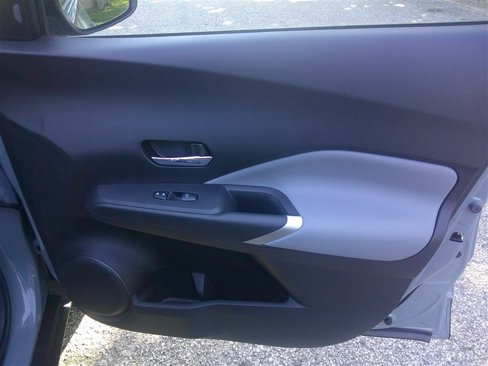 Used 2023 Nissan Kicks SR w/ SR Premium Package image 20