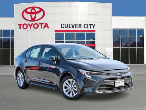 New 2025 Toyota Corolla LE image 1