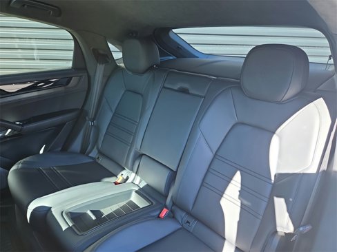 Certified 2024 Porsche Cayenne Turbo GT image 15