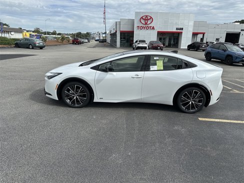 New 2026 Toyota Prius XLE image 2