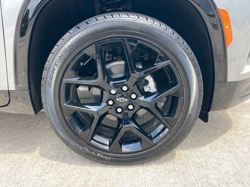 New 2026 Chevrolet Traverse RS w/ LPO, Floor Liner Package image 10