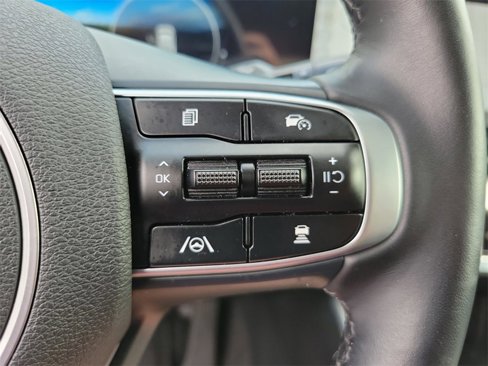 Certified 2024 Kia Sportage SX image 34