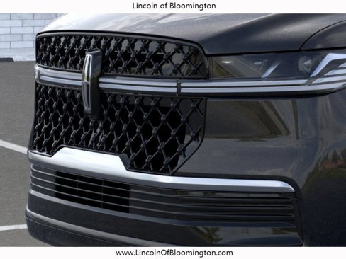 New 2025 Lincoln Navigator Reserve image 17