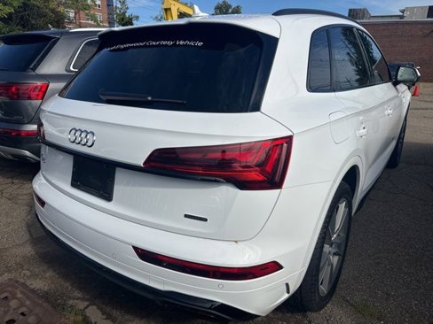 Certified 2025 Audi Q5 2.0T Premium image 11