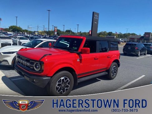 Certified 2023 Ford Bronco Outer Banks image 1